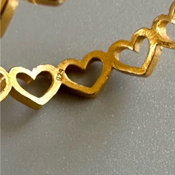 14k Gold Simple Eternity Heart Ring - Picture 5 of 13